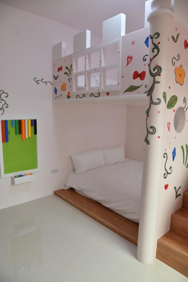 Kids Heart Home Fengyuan Extérieur photo